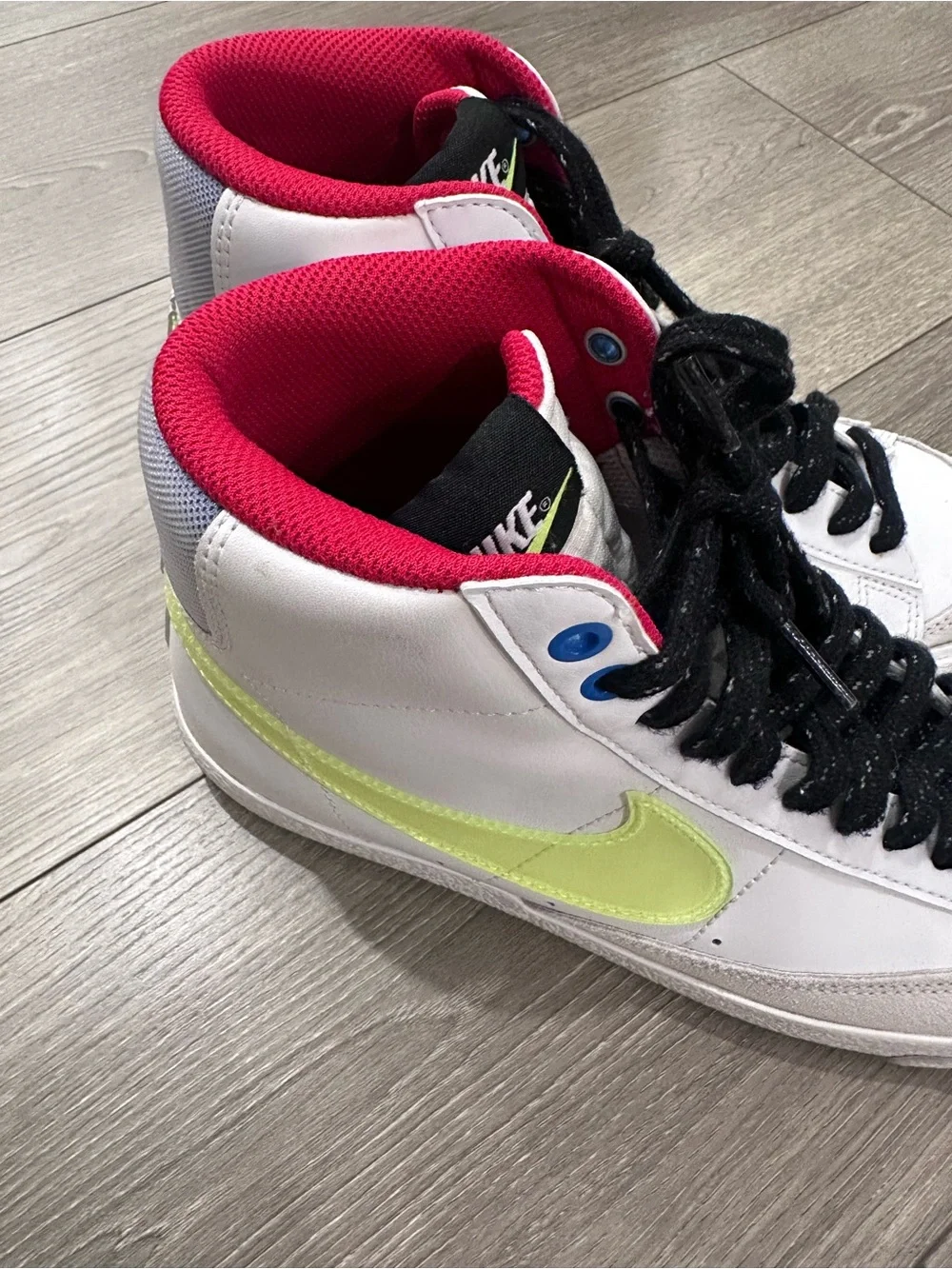 Nike White blazer High-Top Sneakers with Neon‎ Yellow Swoosh and Pink Collar